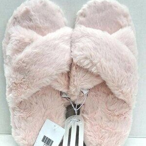 Rooted Soul Clothing CO. Womens Cozy Pink Fur Slipper